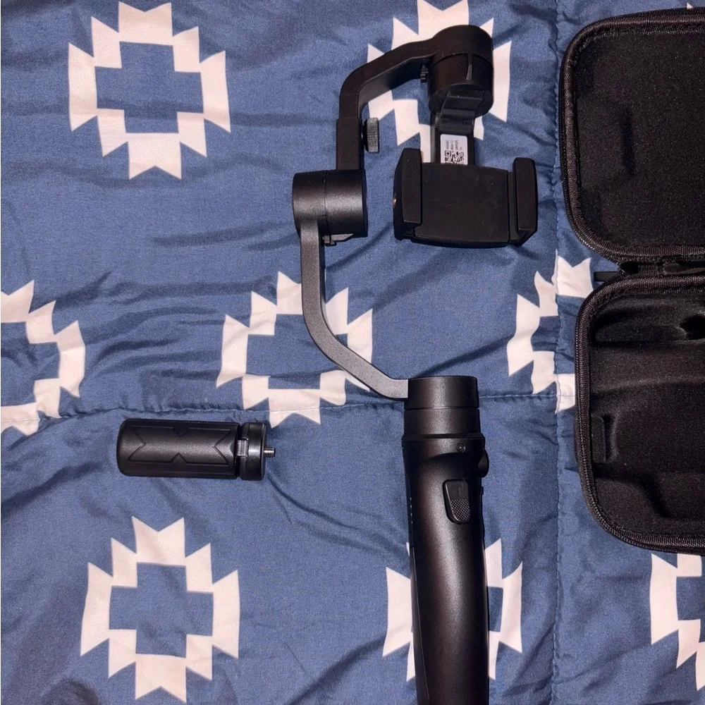 Hohem iSteady Mobile+ 3-Axis Handheld Stabilizing Gimbal for Smartphone